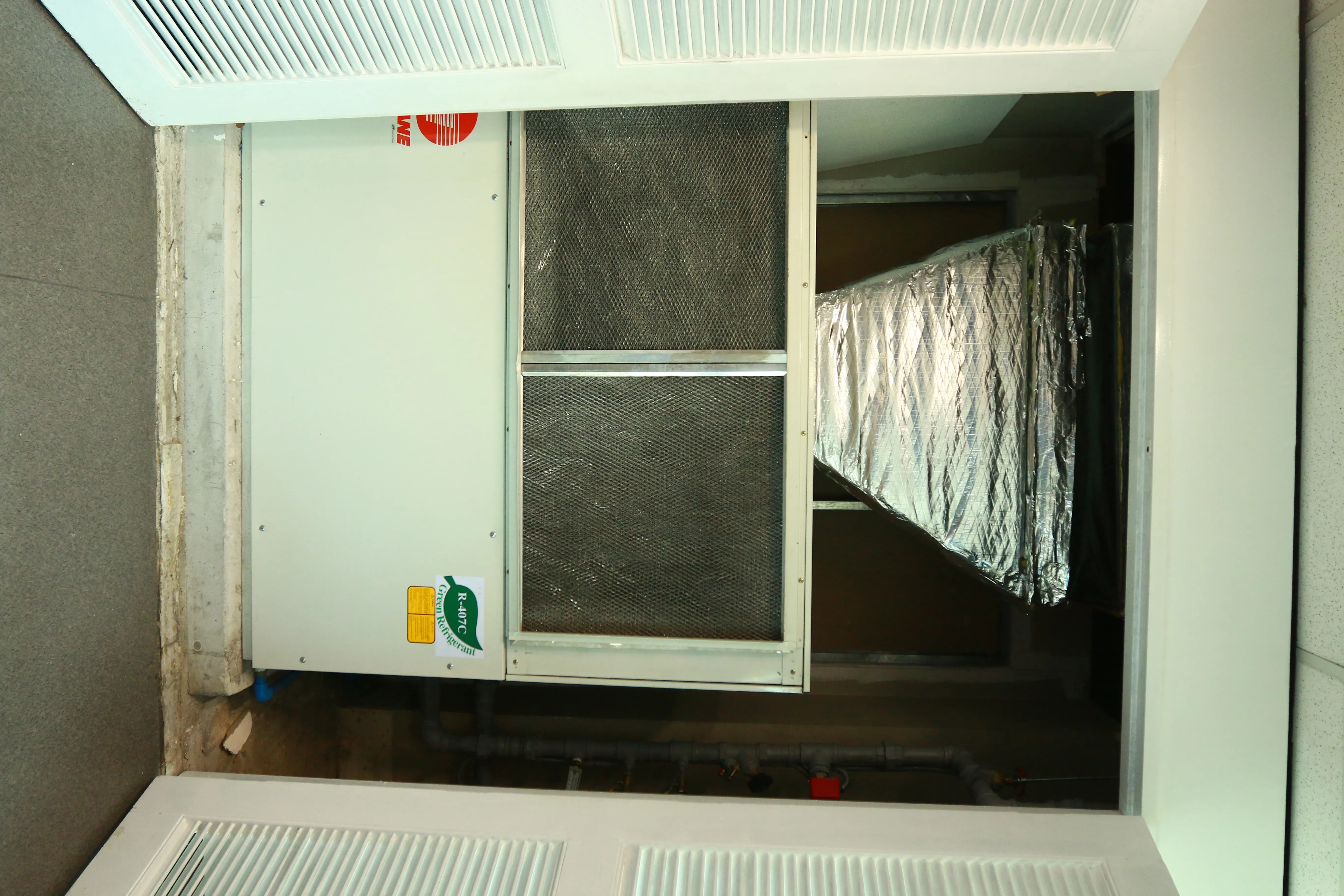 Seaoil — Hitachi Chilled Water System 5